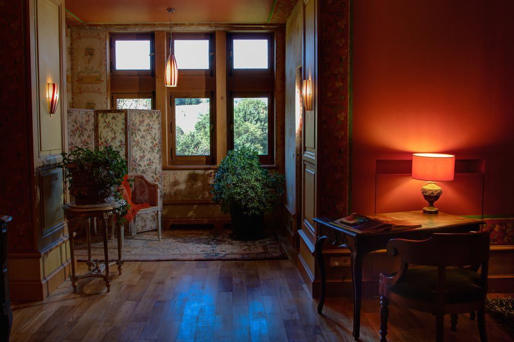 Chateau Du Besset Saint-Romain-de-Lerps Pokoj fotografie